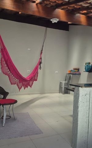 Casa à venda com 159m², 3 quartos e 4 vagasÁrea externa