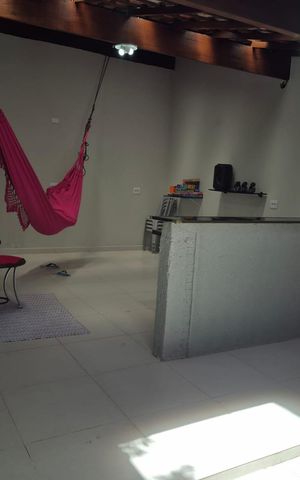 Casa à venda com 159m², 3 quartos e 4 vagasÁrea externa