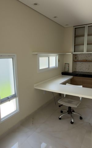 Casa de condomínio para alugar com 453m², 4 quartos e 3 vagas