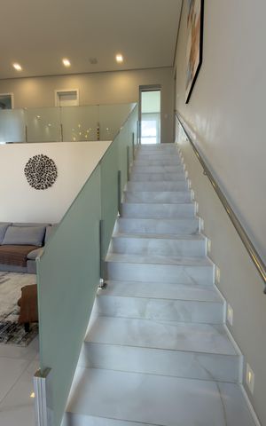 Casa de condomínio para alugar com 453m², 4 quartos e 3 vagas