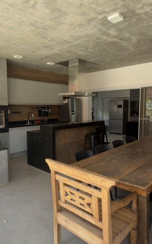 Casa de condomínio para alugar com 453m², 4 quartos e 3 vagas