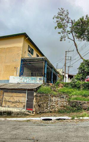 Apartamento à venda com 130m², 3 quartos e 1 vaga Apartamento à venda com 130m², 3 quartos e 1 vagaFachada do Prédio