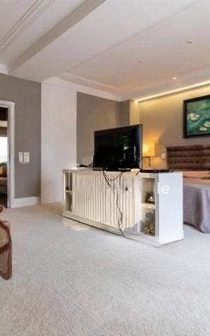 Casa à venda com 993m², 4 quartos e 6 vagas