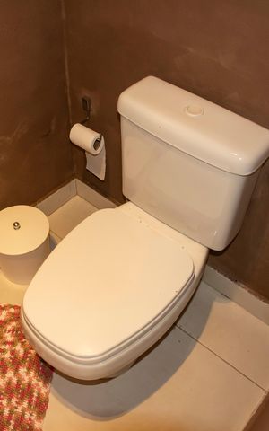 Casa à venda com 180m², 3 quartos e 4 vagasLavabo da área gourmet