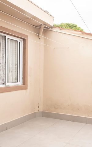 Casa à venda com 180m², 3 quartos e 4 vagasÁrea de Serviço