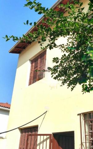 Casa à venda com 154m², 3 quartos e 1 vaga Casa à venda com 154m², 3 quartos e 1 vagaFoto 02