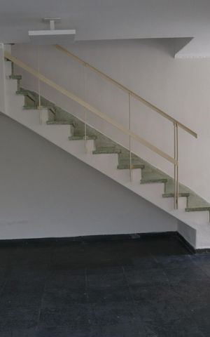 Casa à venda com 158m², 4 quartos e 1 vagaSala 