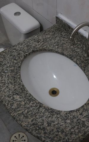 Casa à venda com 158m², 4 quartos e 1 vagaBanheiro 2