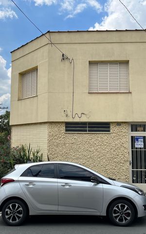 Casa à venda com 158m², 4 quartos e 1 vaga Casa à venda com 158m², 4 quartos e 1 vagaFachada com plaquinha