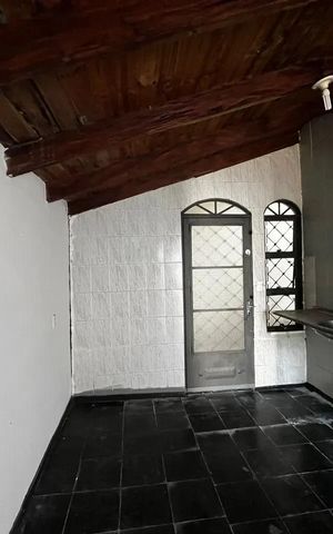 Casa à venda com 100m², 2 quartos e 1 vaga