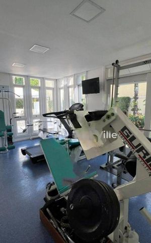 Casa à venda com 1120m², 4 quartos e 6 vagas