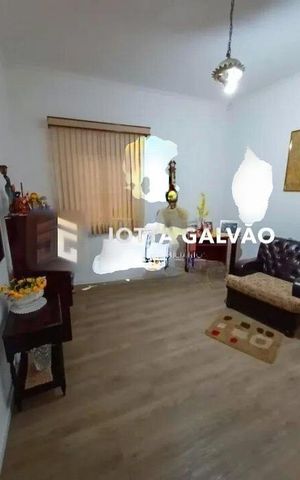 Casa à venda com 150m², 3 quartos e 4 vagas