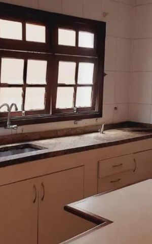 Casa à venda com 346m², 3 quartos e 5 vagas