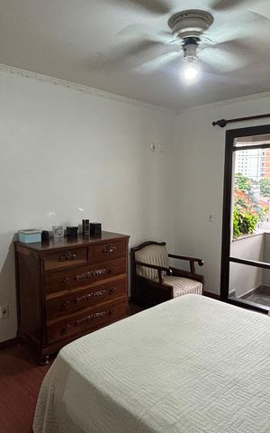 Apartamento à venda com 310m², 3 quartos e 3 vagas Apartamento à venda com 310m², 3 quartos e 3 vagasSuite