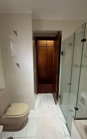 Apartamento à venda com 310m², 3 quartos e 3 vagas Apartamento à venda com 310m², 3 quartos e 3 vagasBanheiro da Suíte