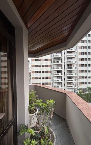 Apartamento à venda com 310m², 3 quartos e 3 vagas Apartamento à venda com 310m², 3 quartos e 3 vagasSala - Sala de Estar Varanda