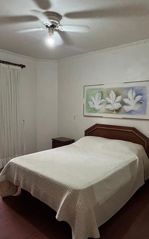 Apartamento à venda com 310m², 3 quartos e 3 vagas Apartamento à venda com 310m², 3 quartos e 3 vagasSuite