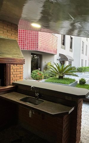 Apartamento à venda com 310m², 3 quartos e 3 vagas Apartamento à venda com 310m², 3 quartos e 3 vagasChurrasqueira