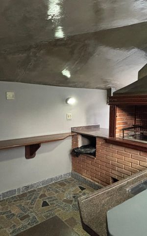 Apartamento à venda com 310m², 3 quartos e 3 vagas Apartamento à venda com 310m², 3 quartos e 3 vagasChurrasqueira