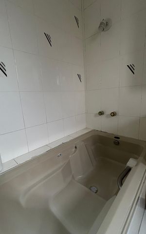 Apartamento à venda com 310m², 3 quartos e 3 vagas Apartamento à venda com 310m², 3 quartos e 3 vagasBanheiro da Suíte