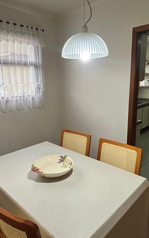 Apartamento à venda com 310m², 3 quartos e 3 vagas Apartamento à venda com 310m², 3 quartos e 3 vagasSala de Jantar