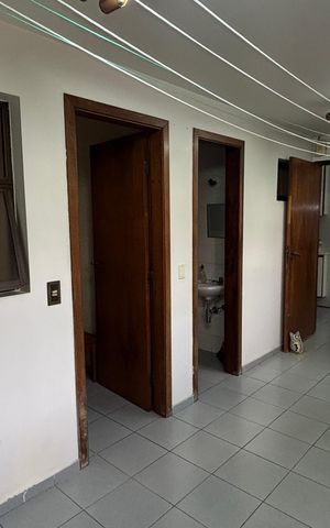 Apartamento à venda com 310m², 3 quartos e 3 vagas Apartamento à venda com 310m², 3 quartos e 3 vagasÁrea de Serviço