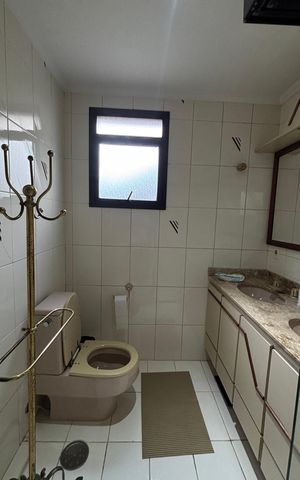 Apartamento à venda com 310m², 3 quartos e 3 vagas Apartamento à venda com 310m², 3 quartos e 3 vagasBanheiro