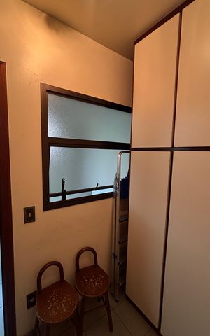Apartamento à venda com 310m², 3 quartos e 3 vagas Apartamento à venda com 310m², 3 quartos e 3 vagasÁrea de Serviço - Quarto de Apoio