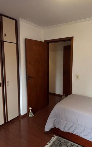 Apartamento à venda com 310m², 3 quartos e 3 vagas Apartamento à venda com 310m², 3 quartos e 3 vagasQuarto 2