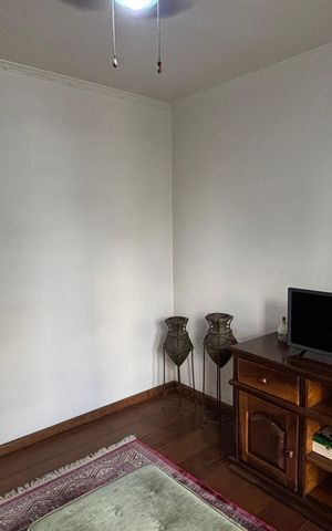 Apartamento à venda com 310m², 3 quartos e 3 vagas Apartamento à venda com 310m², 3 quartos e 3 vagasEscritório