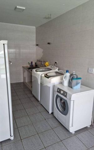 Casa à venda com 1020m², 5 quartos e sem vaga