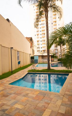 Apartamento à venda com 55m², 2 quartos e 1 vaga Apartamento à venda com 55m², 2 quartos e 1 vagaÁrea comum - Piscina