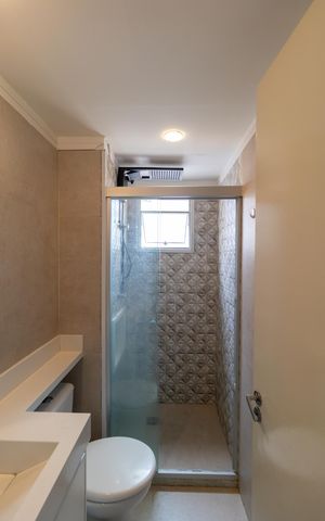 Apartamento à venda com 55m², 2 quartos e 1 vaga Apartamento à venda com 55m², 2 quartos e 1 vagaBanheiro