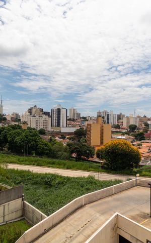 Apartamento à venda com 55m², 2 quartos e 1 vaga Apartamento à venda com 55m², 2 quartos e 1 vagaVista da Sacada