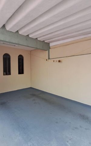 Casa à venda com 110m², 4 quartos e 1 vaga Casa à venda com 110m², 4 quartos e 1 vagaGaragem