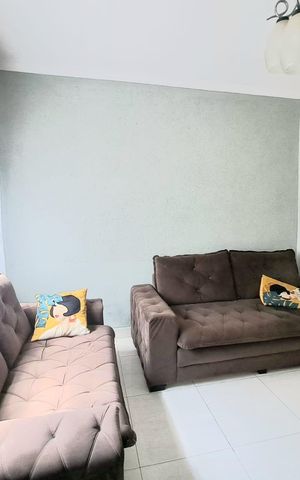 Casa à venda com 110m², 4 quartos e 1 vaga Casa à venda com 110m², 4 quartos e 1 vagaSala - Casa 1