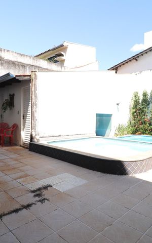 Casa para alugar com 700m², 6 quartos e 5 vagasPiscina