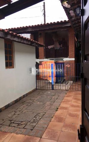 Casa à venda com 207m², 3 quartos e 4 vagas