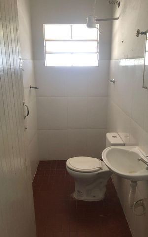 Casa à venda com 160m², 3 quartos e 2 vagas