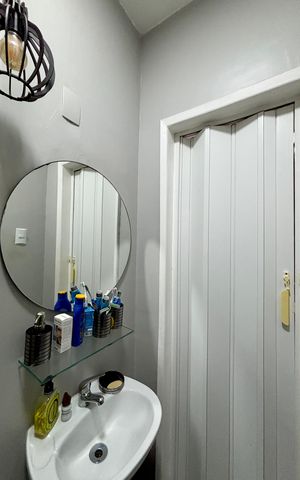 Apartamento à venda com 144m², 3 quartos e sem vaga Apartamento à venda com 144m², 3 quartos e sem vagaSuíte - banheiro