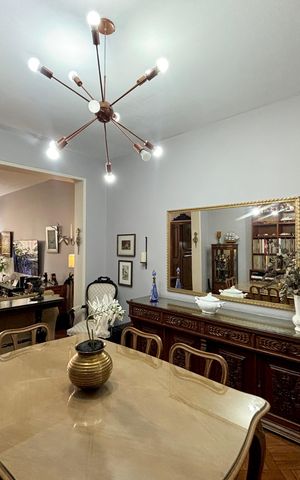 Apartamento à venda com 144m², 3 quartos e sem vaga Apartamento à venda com 144m², 3 quartos e sem vagaSala