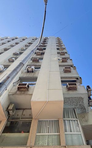 Apartamento à venda com 144m², 3 quartos e sem vaga Apartamento à venda com 144m², 3 quartos e sem vagaFachada