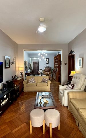 Apartamento à venda com 144m², 3 quartos e sem vaga Apartamento à venda com 144m², 3 quartos e sem vagaSala