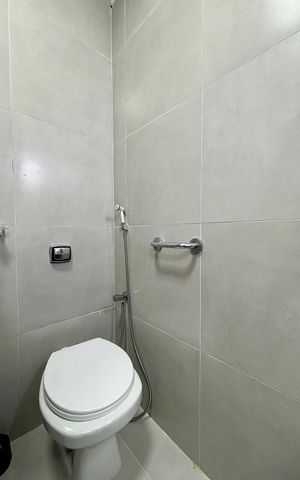 Apartamento à venda com 144m², 3 quartos e sem vaga Apartamento à venda com 144m², 3 quartos e sem vagaBanheiro social
