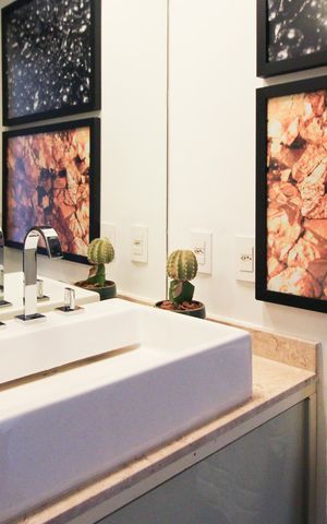 Apartamento à venda com 90m², 2 quartos e 2 vagas Apartamento à venda com 90m², 2 quartos e 2 vagasBanheiro da Suíte 2