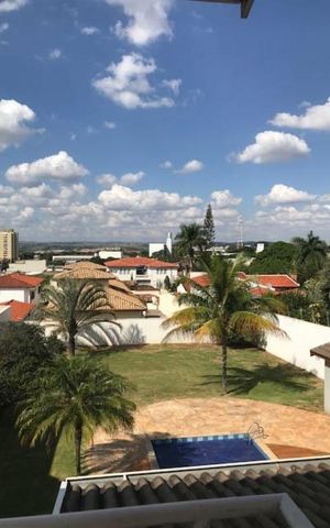 Casa à venda com 380m², 3 quartos e 5 vagas
