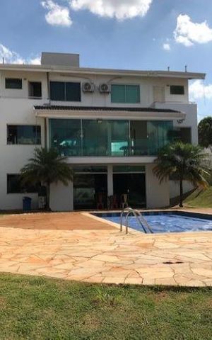 Casa à venda com 380m², 3 quartos e 5 vagas