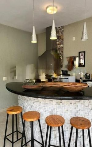 Casa de condomínio à venda com 350m², 4 quartos e 4 vagas