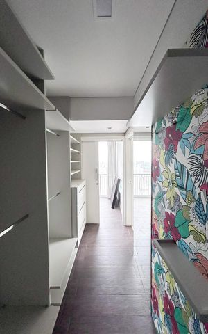 Apartamento à venda com 240m², 3 quartos e 4 vagas Apartamento à venda com 240m², 3 quartos e 4 vagasSuíte 1 Closet