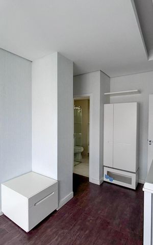 Apartamento à venda com 240m², 3 quartos e 4 vagas Apartamento à venda com 240m², 3 quartos e 4 vagasSuíte 2